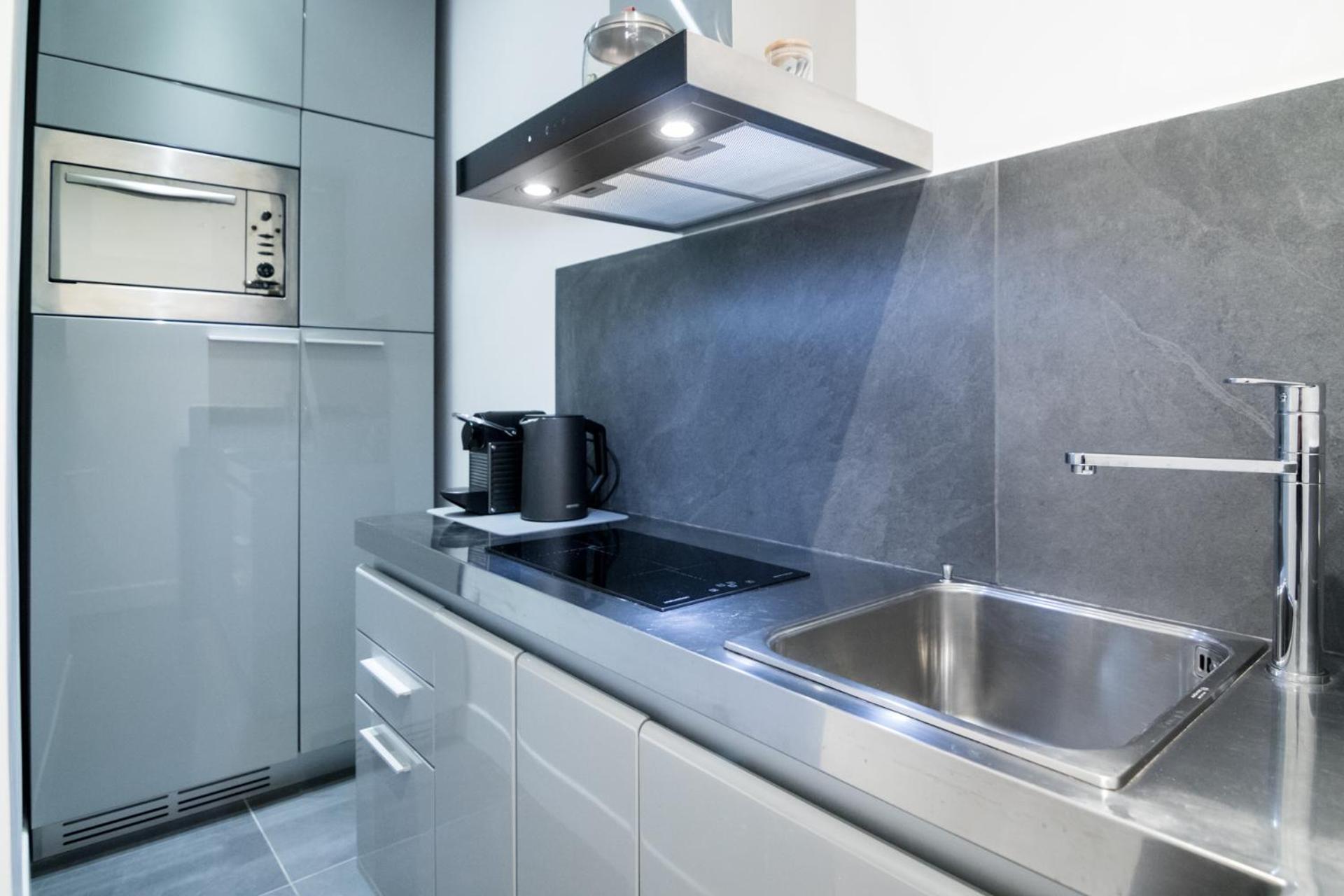Viam 16B Suites Roma Eksteriør bilde